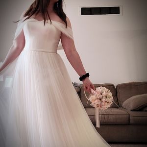 Ballgown wedding dress
